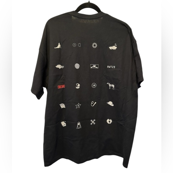 Beyoncé Renaissance Tour T-Shirt - Picture 3 of 5